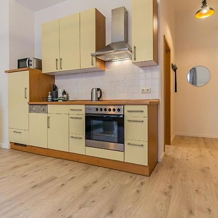 Cityapartment - 53 M², 2 Zimmer, Zentral, Netflix, Kueche, Waschmaschine Cottbus Exterior photo