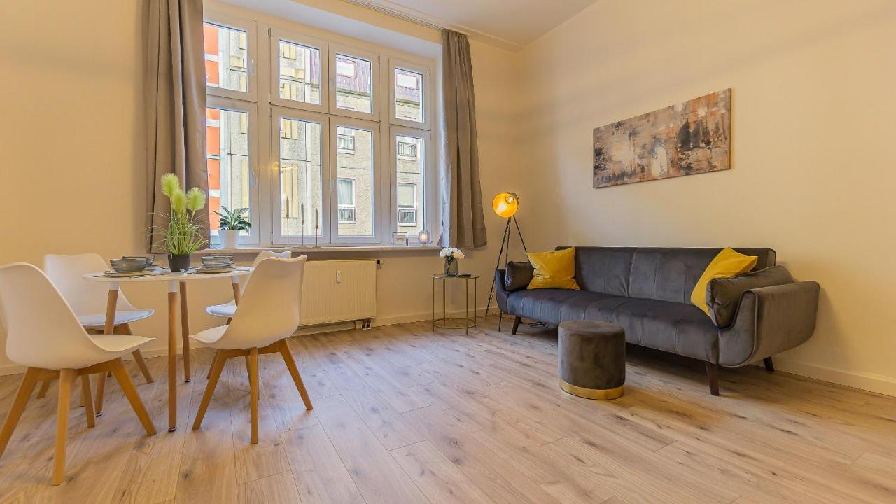 Cityapartment - 53 M², 2 Zimmer, Zentral, Netflix, Kueche, Waschmaschine Cottbus Exterior photo